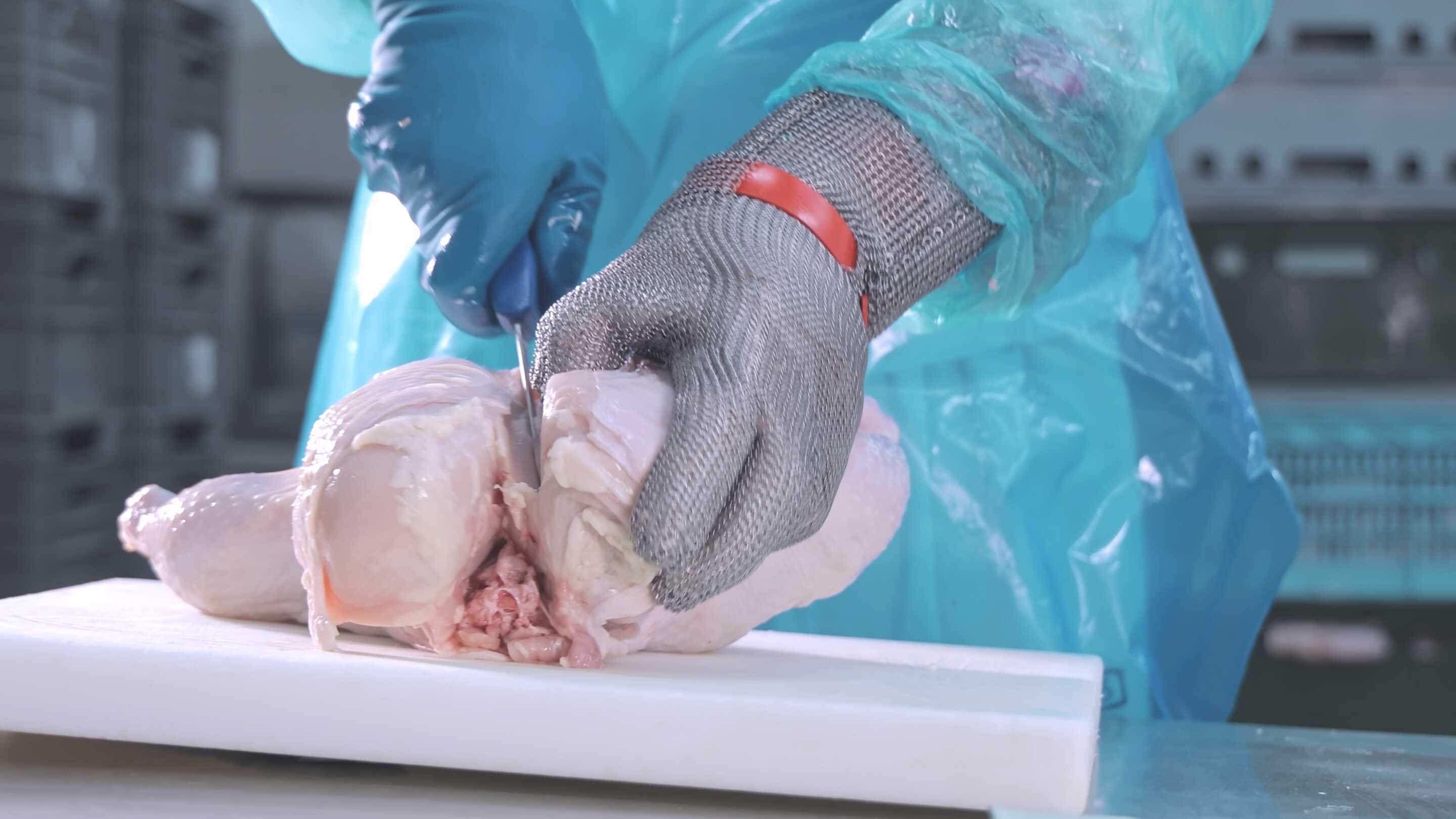 Operability na Gloves mtu kukata kuku
